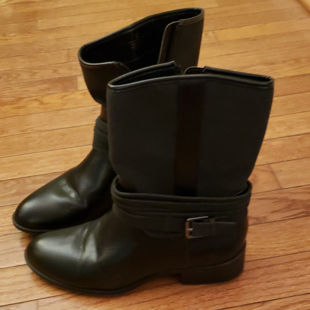 black boots